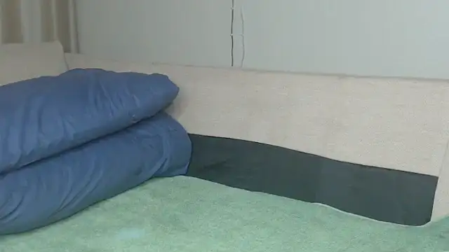 Snapshot of NIKKIE_LOVE chatting on 10-10-25, 08:52 NIKKIE LOVE online show from 10-10-25, 08:52