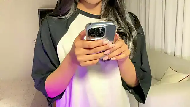 Nisha2708 online show from 02-02-25, 05:59