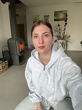 Snapshot of secretcrazy69 chatting on 01-21-25, 01:54 secretcrazy69 online show from 01-21-25, 01:54