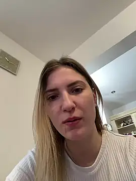 Snapshot of secretcrazy69 chatting on 02-15-25, 09:16 secretcrazy69 online show from 02-15-25, 09:16