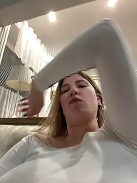 Snapshot of secretcrazy69 chatting on 02-17-25, 08:19 secretcrazy69 online show from 02-17-25, 08:19