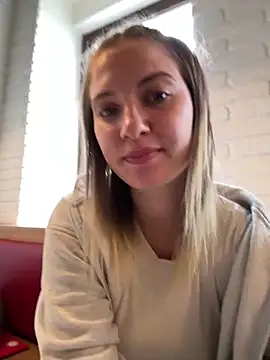 Snapshot of secretcrazy69 chatting on 09-23-25, 09:45 secretcrazy69 online show from 09-23-25, 09:45