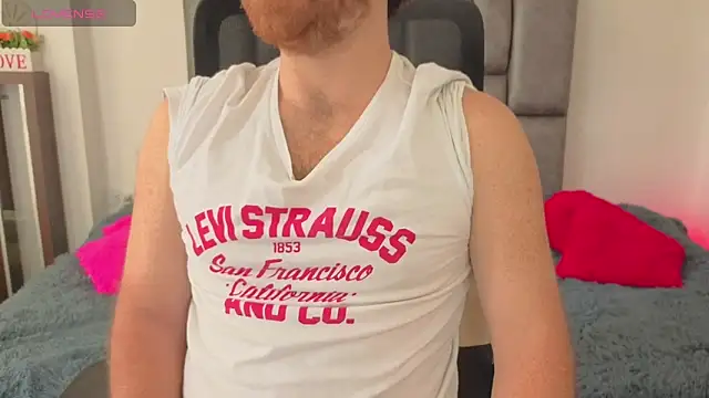 Snapshot of michacosio chatting on 11-04-25, 06:18 michacosio online show from 11-04-25, 06:18