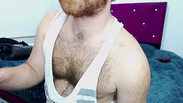 Snapshot of michacosio chatting on 11-12-25, 06:03 michacosio online show from 11-12-25, 06:03