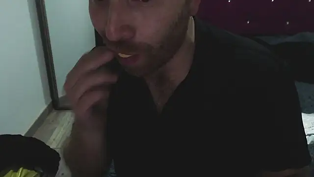 Snapshot of michacosio chatting on 11-15-25, 06:11 michacosio online show from 11-15-25, 06:11