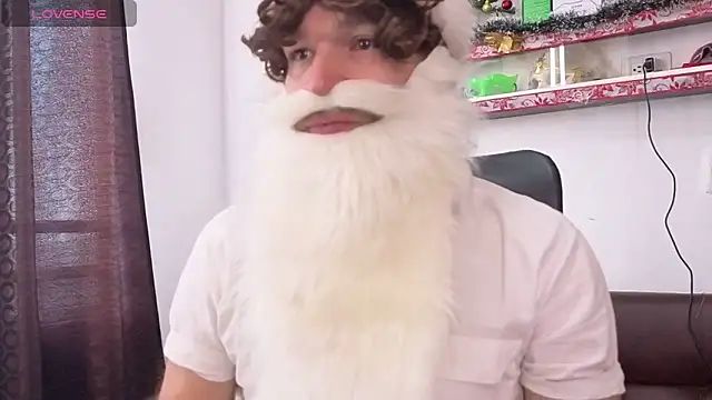 Snapshot of michacosio chatting on 11-25-25, 02:17 michacosio online show from 11-25-25, 02:17