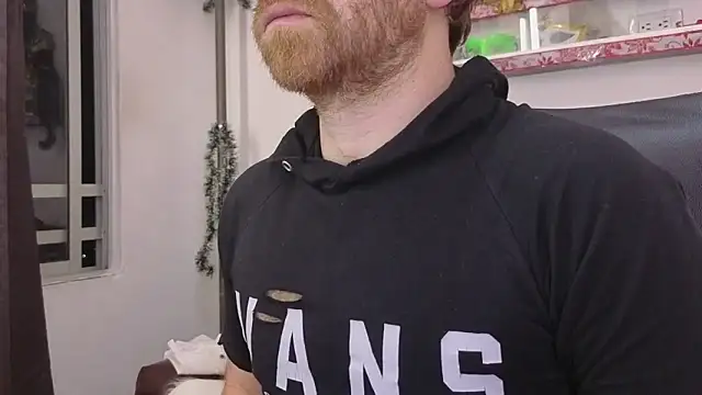 Snapshot of michacosio chatting on 11-27-25, 04:47 michacosio online show from 11-27-25, 04:47