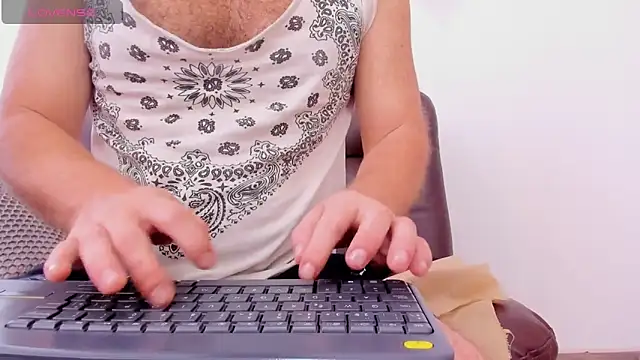 michacosio online show from 12-21-25, 05:42