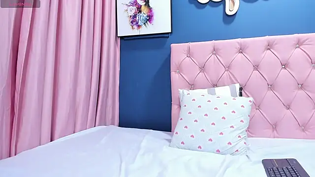 Snapshot of AngelitaWild_ chatting on 02-28-25, 11:56 AngelitaWild online show from 02-28-25, 11:56