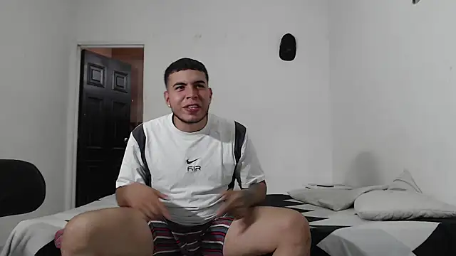 Sofiafuck20 online show from 03-15-25, 08:32