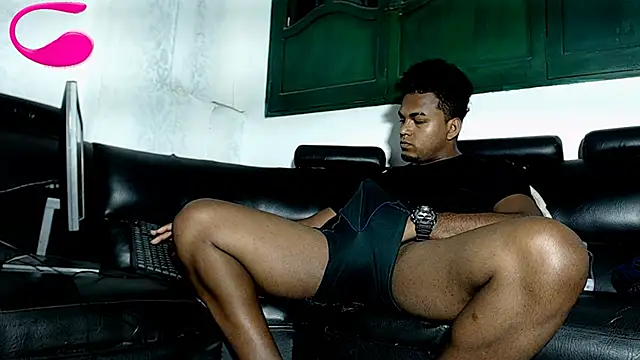 Snapshot of master95 chatting on 01-02-25, 01:49 master95 online show from 01-02-25, 01:49