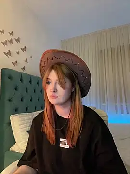  Chlo  e online show from 02-14-25, 04:26