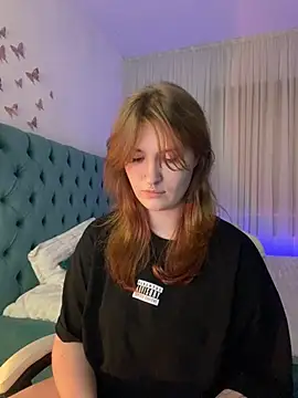 Snapshot of _Chlo__e chatting on 03-14-25, 02:31 Chlo e online show from 03-14-25, 02:31