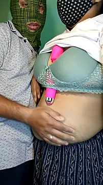 Snapshot of hotty_Sexy-couple chatting on 12-01-24, 06:41 hotty Sexy-couple online show from 12-01-24, 06:41