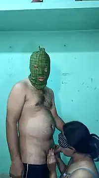 Snapshot of hotty_Sexy-couple chatting on 12-06-24, 11:44 hotty Sexy-couple online show from 12-06-24, 11:44