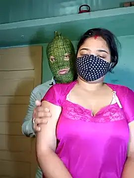 Snapshot of hotty_Sexy-couple chatting on 12-26-24, 08:07 hotty Sexy-couple online show from 12-26-24, 08:07