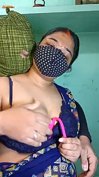 Snapshot of hotty_Sexy-couple chatting on 02-18-25, 04:58 hotty Sexy-couple online show from 02-18-25, 04:58