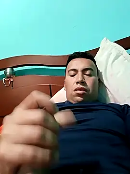 Diego leon27 online show from 12-27-24, 07:57