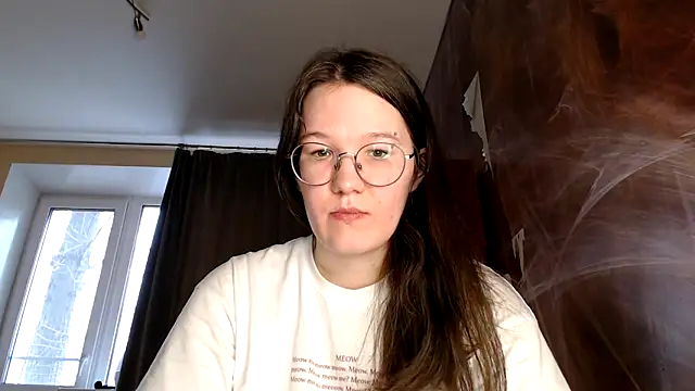 Snapshot of MiriamOr chatting on 01-20-25, 07:25 MiriamOr online show from 01-20-25, 07:25