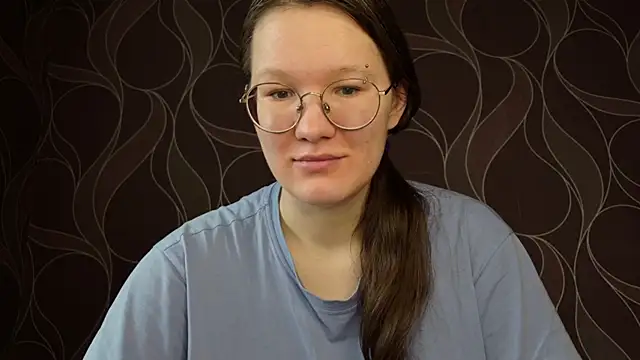 Snapshot of MiriamOr chatting on 09-28-25, 07:47 MiriamOr online show from 09-28-25, 07:47