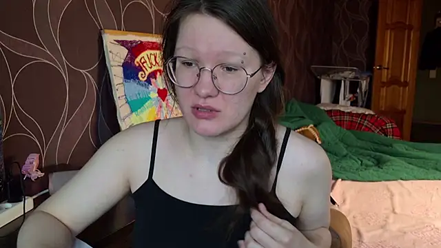 Snapshot of MiriamOr chatting on 11-07-25, 08:58 MiriamOr online show from 11-07-25, 08:58