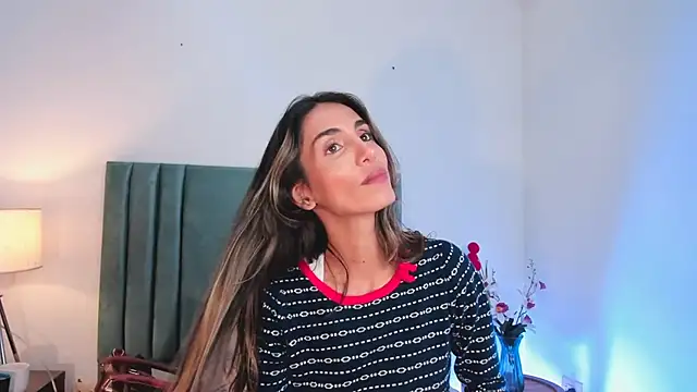 Nina Cavaali online show from 12-30-24, 06:05