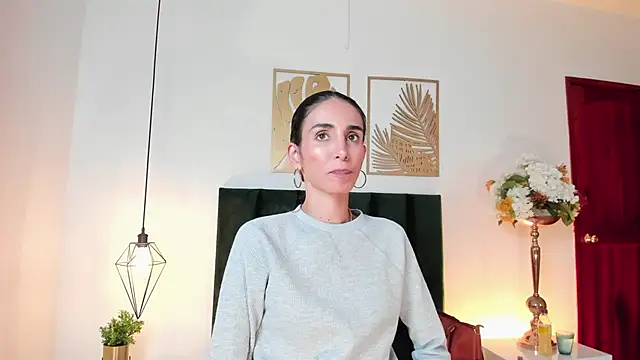 Nina Cavaali online show from 03-03-25, 06:12