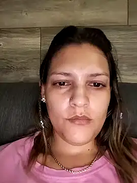 Snapshot of Mia_Hampton chatting on 12-19-24, 09:06 Mia Hampton online show from 12-19-24, 09:06