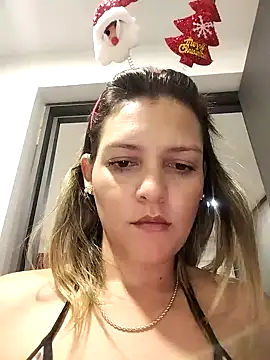 Snapshot of Mia_Hampton chatting on 12-23-24, 10:55 Mia Hampton online show from 12-23-24, 10:55