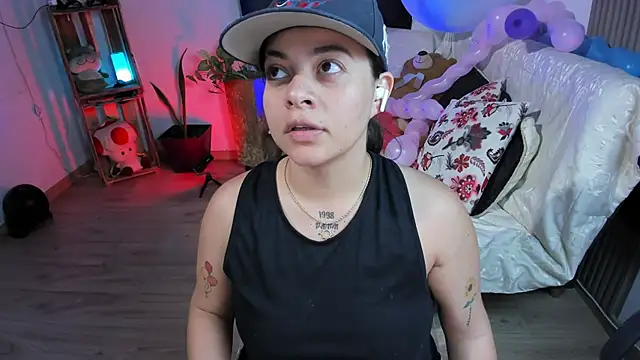 Cuttiealice online show from 01-16-25, 10:23