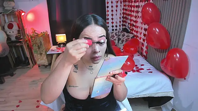 Cuttiealice online show from 02-14-25, 09:21