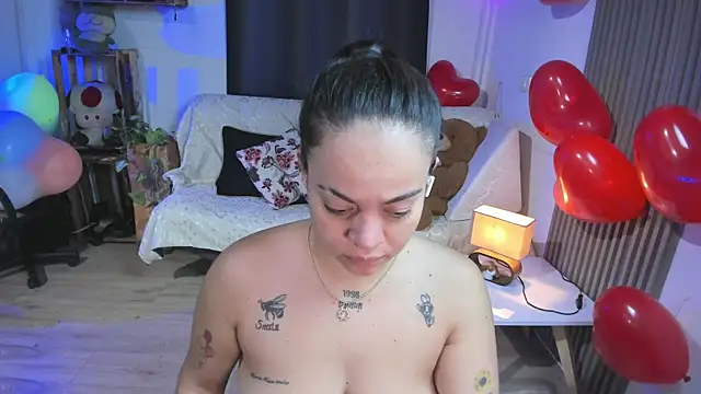 Cuttiealice online show from 02-16-25, 12:43