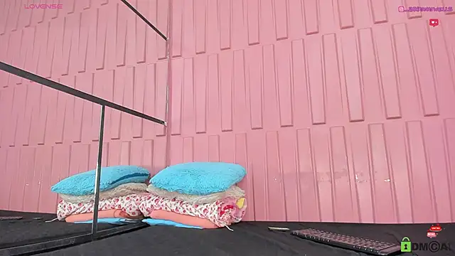 Briana Wells  online show from 03-04-25, 02:42