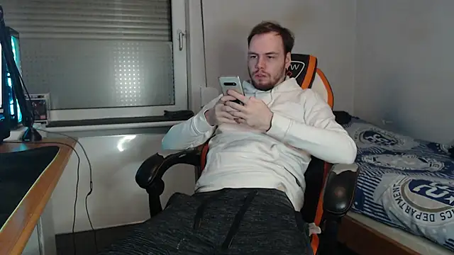 Snapshot of PrinsDutchHonry chatting on 10-14-25, 09:48 PrinsDutchHonry online show from 10-14-25, 09:48