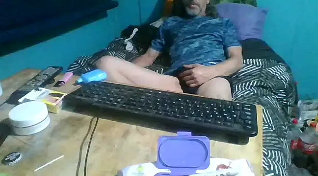 Snapshot of malekon76 chatting on 01-12-25, 10:23 malekon76 online show from 01-12-25, 10:23