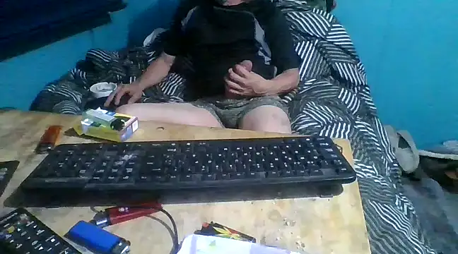 Snapshot of malekon76 chatting on 01-22-25, 03:29 malekon76 online show from 01-22-25, 03:29