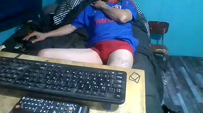 Snapshot of malekon76 chatting on 02-11-25, 07:33 malekon76 online show from 02-11-25, 07:33