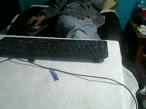 Snapshot of malekon76 chatting on 09-20-25, 09:54 malekon76 online show from 09-20-25, 09:54