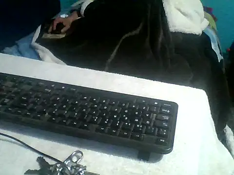 Snapshot of malekon76 chatting on 09-27-25, 09:36 malekon76 online show from 09-27-25, 09:36