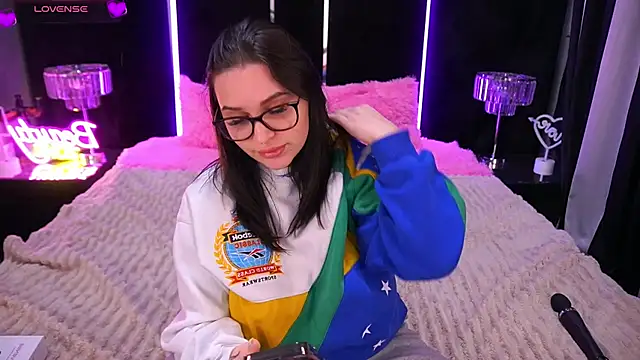 Snapshot of JeysyPotter chatting on 12-14-24, 07:07 JeysyPotter online show from 12-14-24, 07:07