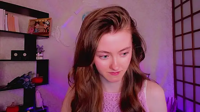 KateCuddle online show from 12-19-24, 05:29