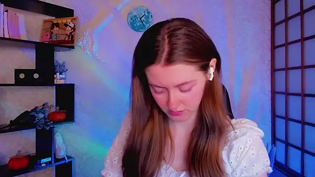 KateCuddle online show from 12-20-24, 02:30