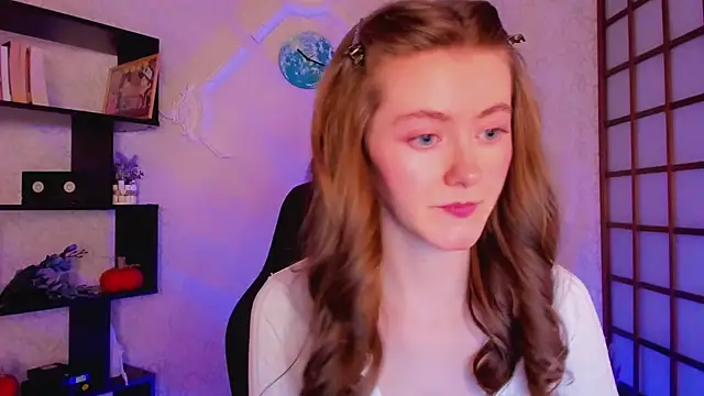 KateCuddle online show from 12-25-24, 05:37