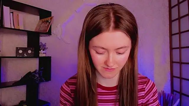 KateCuddle online show from 01-15-25, 04:57