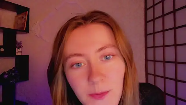 KateCuddle online show from 02-27-25, 05:13