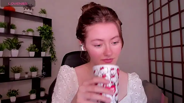 KateCuddle online show from 02-18-26, 02:51