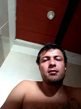 Snapshot of 11scorpion27 chatting on 09-28-25, 03:39 11scorpion27 online show from 09-28-25, 03:39