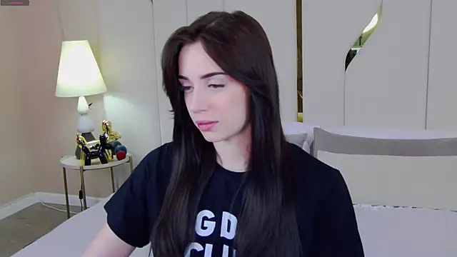 Betty Bridge online show from 02-07-26, 05:22