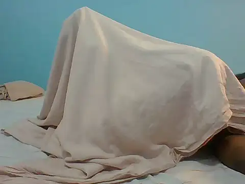 Snapshot of Eminent_Ride chatting on 09-22-25, 08:27 Eminent Ride online show from 09-22-25, 08:27