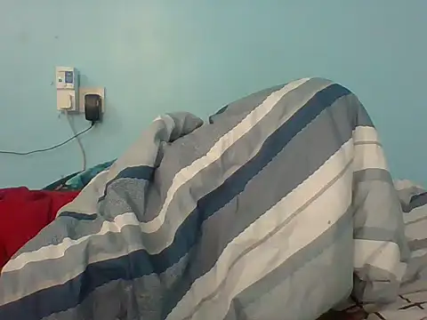 Snapshot of Eminent_Ride chatting on 09-27-25, 08:30 Eminent Ride online show from 09-27-25, 08:30